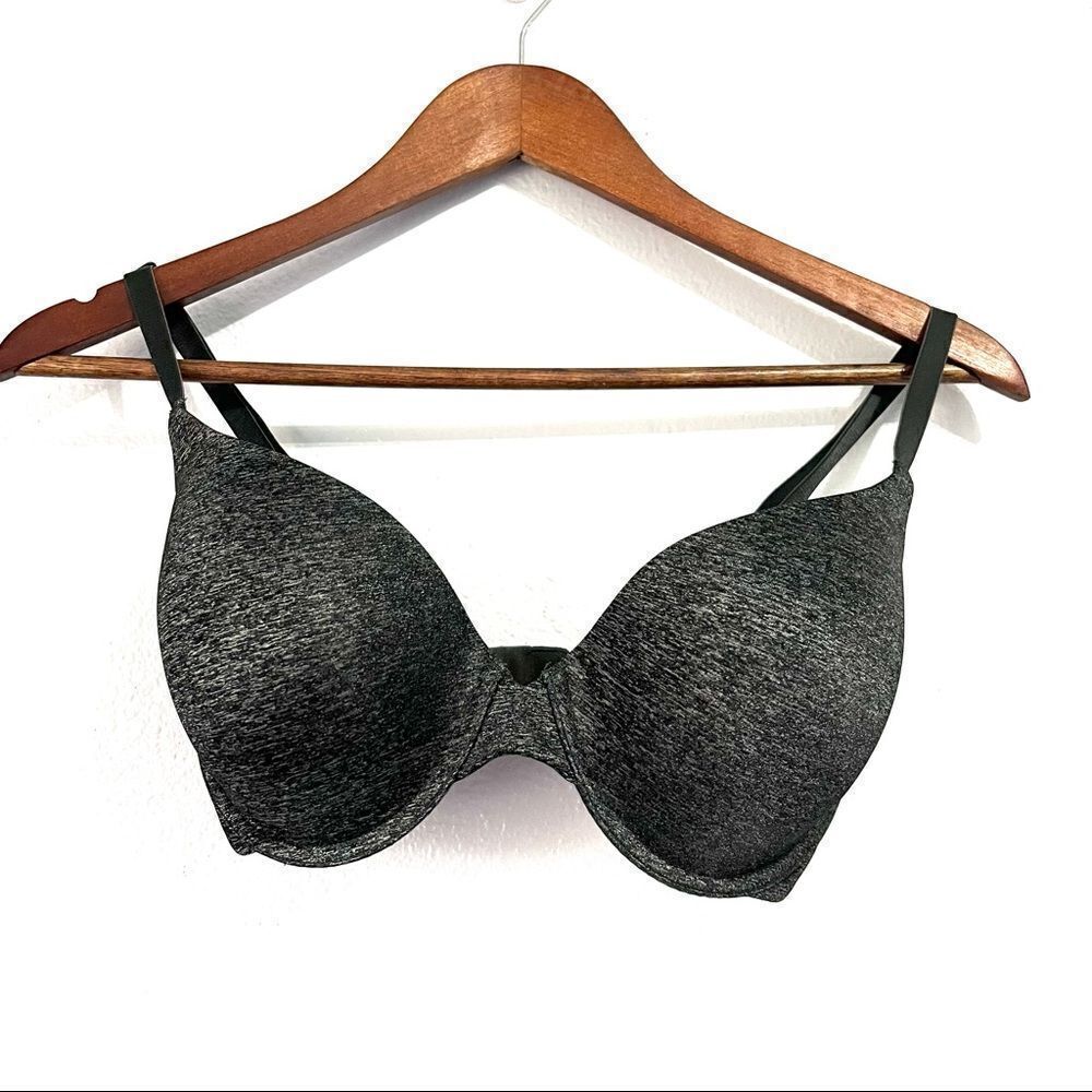 Victoria’s Secret Uplift Semi Demi Bra Size 32DDD
